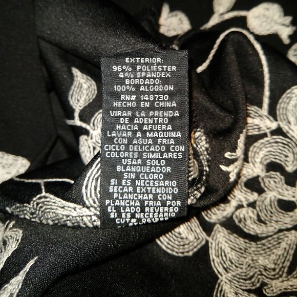 ECI New York Womens Straight Skirt Size 4 Black Ivory Floral Print Embro… - Picture 7 of 7